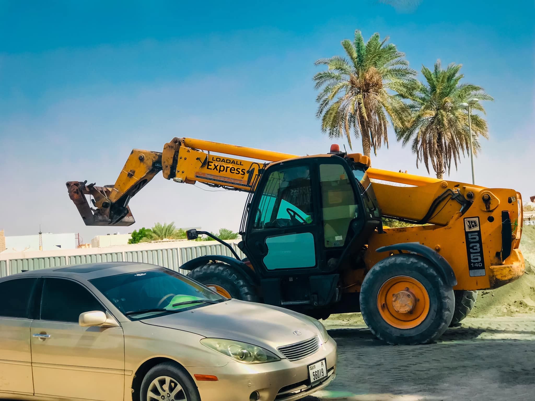 Heavy equipment rental